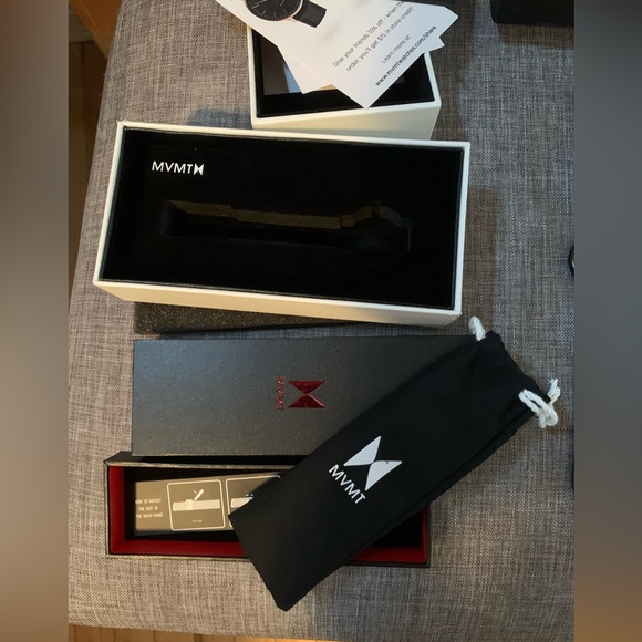 MVMT Women’s watch set. - Picture 2 of 8